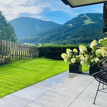 Daire Emily Brixental *