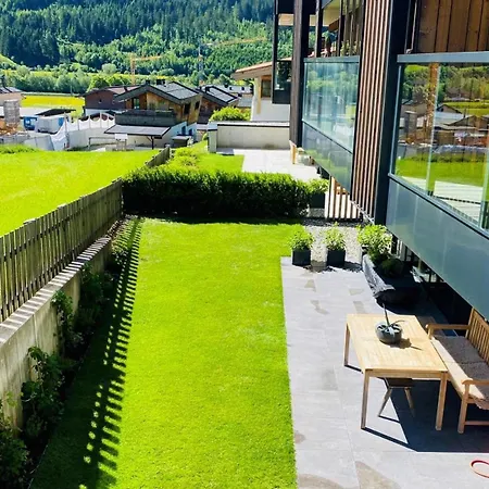 Daire Emily Brixental *