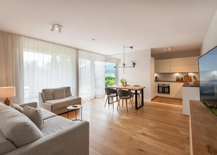 Emily Brixental شقة بريكسن ام تاله