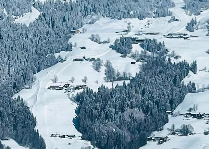 Emily Brixental شقة