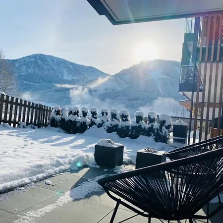 Emily Brixental Apartament