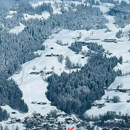 Emily Brixental Apartament